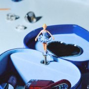 Man, Woman, Chainsaw - Only Girl