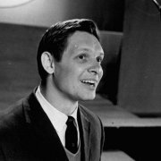 Eduard Khil