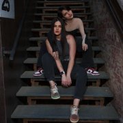 FAVIA, Kadr25 - Белые полосы