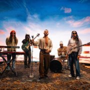 Manuel Turizo - Cosas de Enamorao - Salud mi Reina