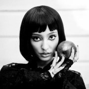 Faouzia - DESERT ROSE